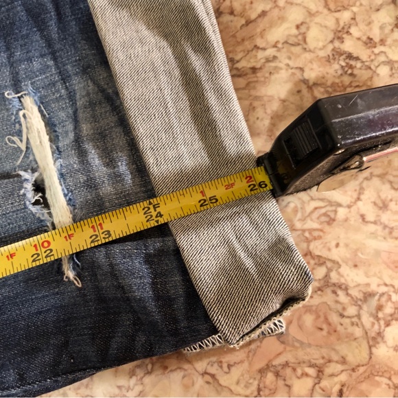 Coogi capris Jeans - Picture 16 of 16